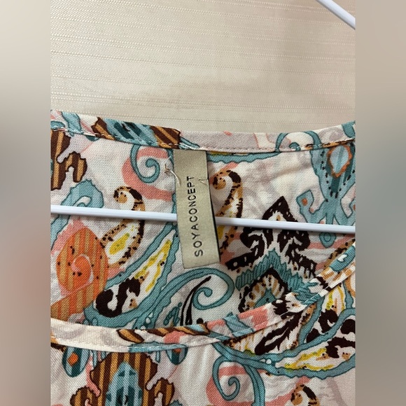 ⚫️ BOGO Soya Concept Multicolor Paisley Print Women's Top bohemian chic medium - Picture 2 of 7